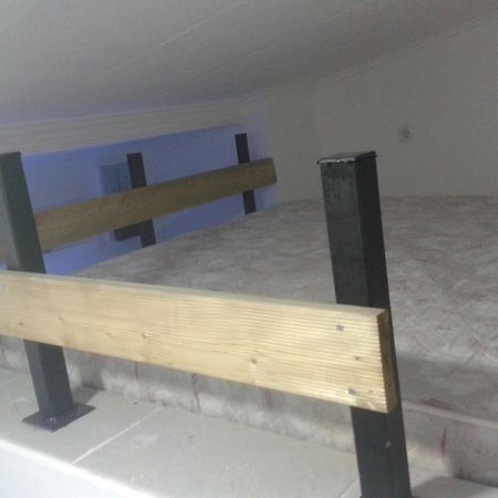 Small Apartment Private Bathroom Strong Wi-Fi Belgrade Extérieur photo