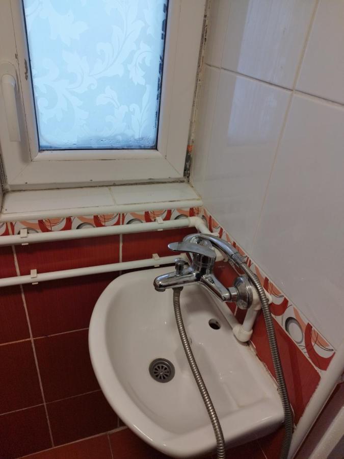 Small Apartment Private Bathroom Strong Wi-Fi Belgrade Extérieur photo
